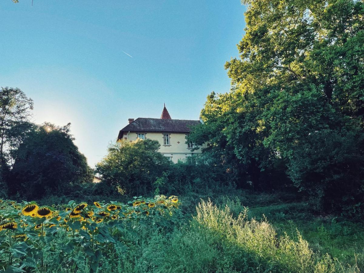 Petit Chateau Le Piot Bed & Breakfast Fleurance Eksteriør bilde