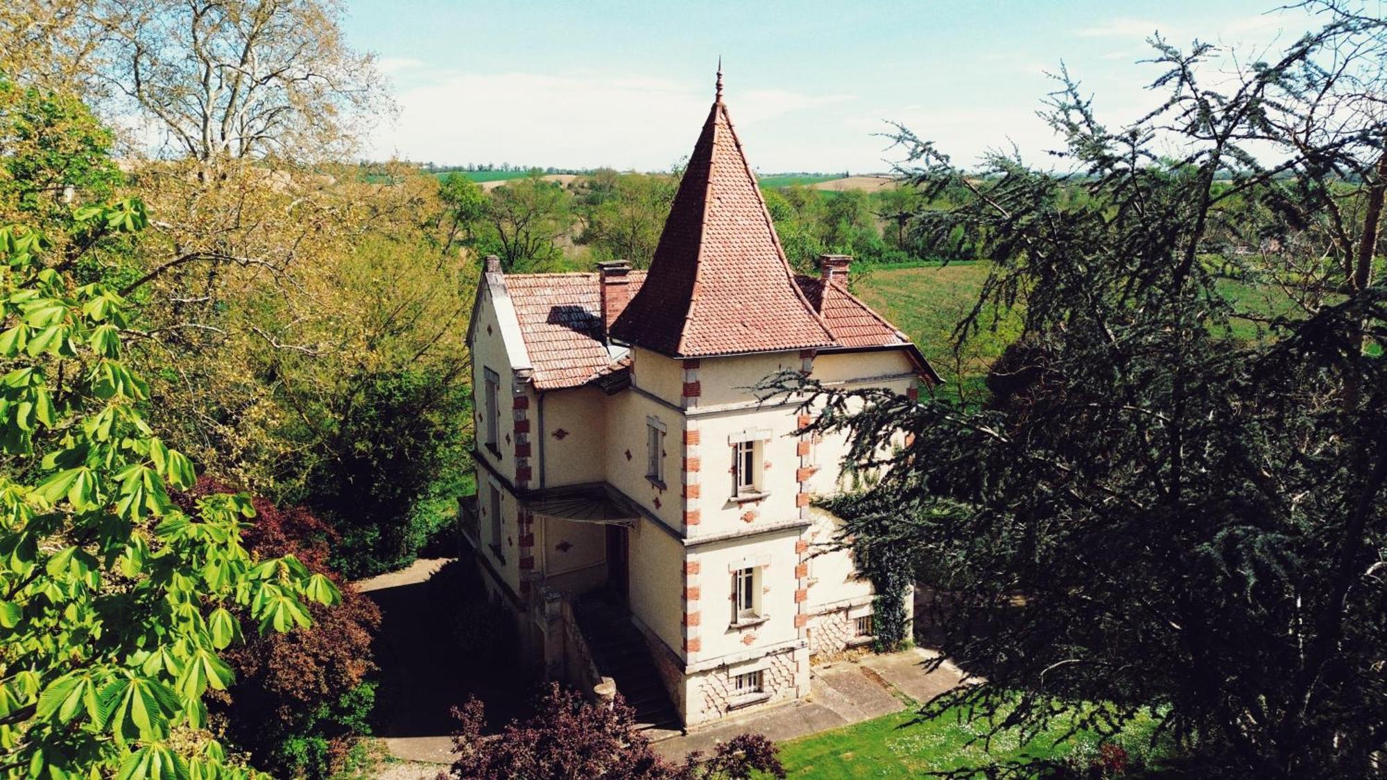 Petit Chateau Le Piot Bed & Breakfast Fleurance Eksteriør bilde