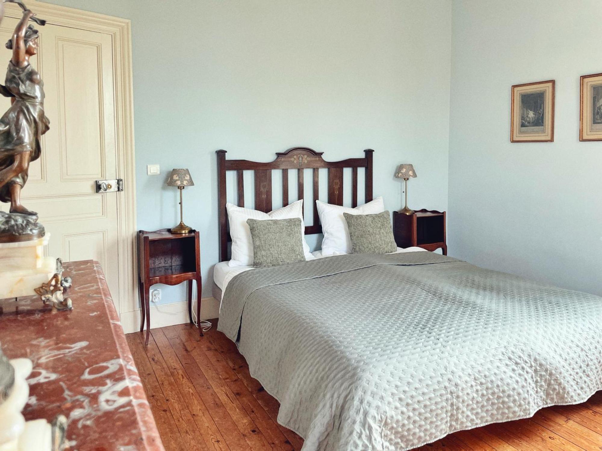 Petit Chateau Le Piot Bed & Breakfast Fleurance Eksteriør bilde